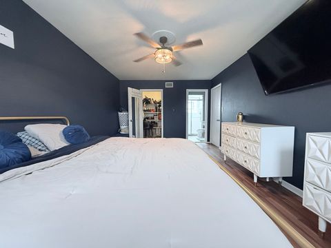 Tiny photo for 510 S Mount Prospect Road, Des Plaines, IL 60016 (MLS # 12607944)