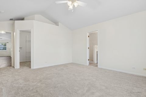 Tiny photo for 9509 Georgetown Lane #9509, Crystal Lake, IL 60014 (MLS # 12510575)