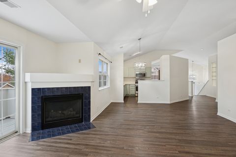 Tiny photo for 9509 Georgetown Lane #9509, Crystal Lake, IL 60014 (MLS # 12510575)