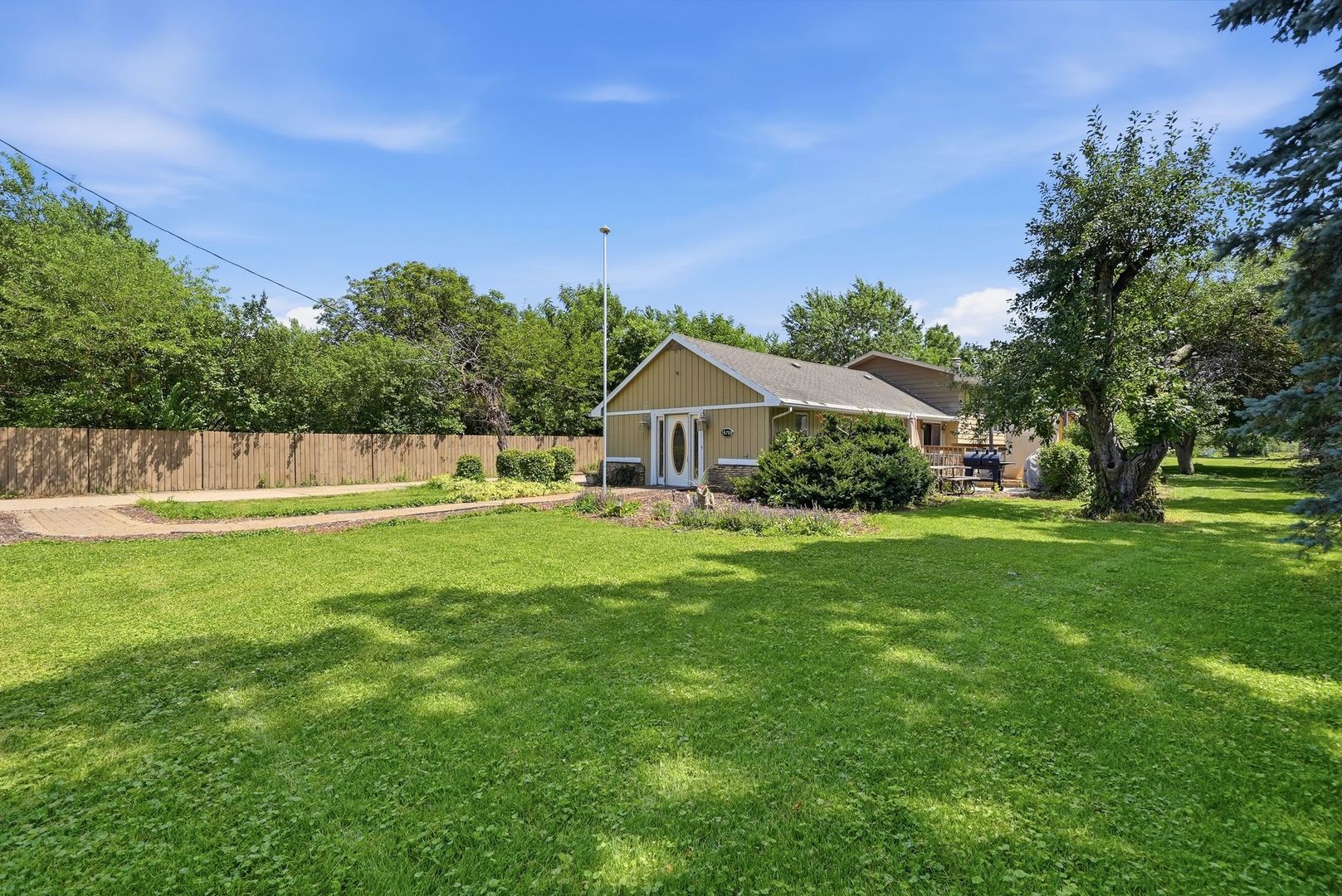 19709 W Schweitzer Road