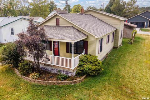 Tiny photo for 414 S HUBBARD Avenue, Goreville, IL 62939 (MLS # QC4267374)