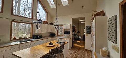 Tiny photo for 205 May Apple Lane, Carbondale, IL 62903 (MLS # 12610355)