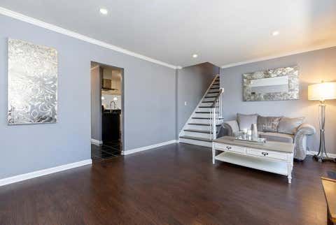 Tiny photo for 5524 S Bruner Street, Hinsdale, IL 60521 (MLS # 12677902)