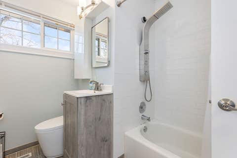 Tiny photo for 5524 S Bruner Street, Hinsdale, IL 60521 (MLS # 12677902)