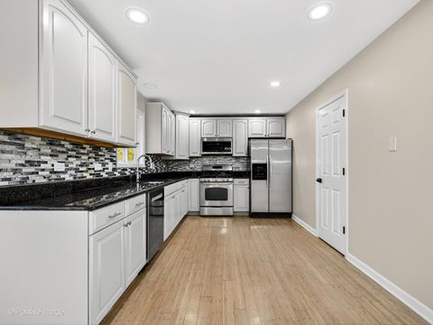 Tiny photo for 5541 E Celebrity Circle, Hanover Park, IL 60133 (MLS # 12525281)