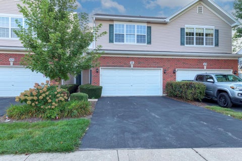 Photo of 321 Grape Vine Trail, Oswego, IL 60543 (MLS # 12768232)