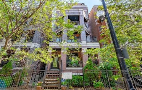 1047 W Monroe Street 2 Chicago IL 60607