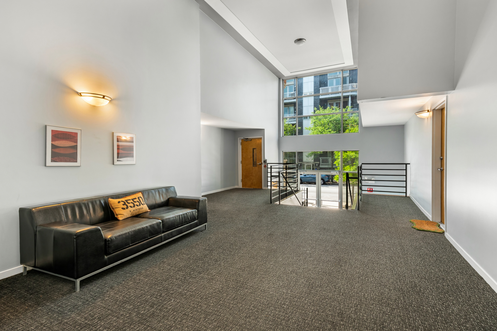 3550 W MONTROSE Avenue 308