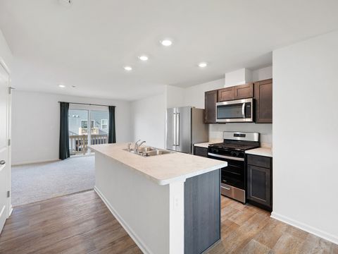 Tiny photo for 1533 Yosemite Way, Pingree Grove, IL 60140 (MLS # 12511957)