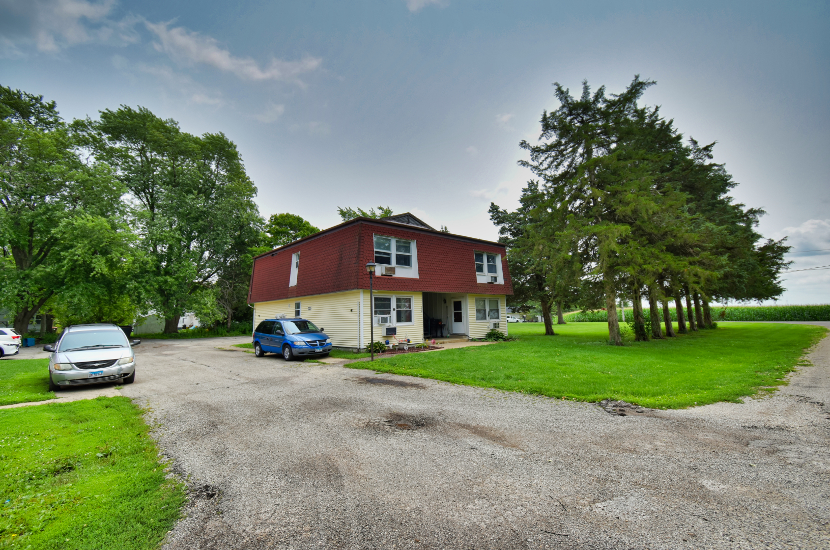 201-207 S Maple Street