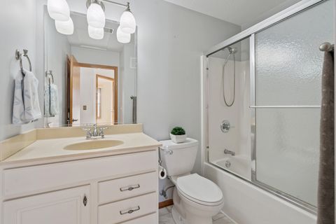 Tiny photo for 2997 3rd Street #200, Moline, IL 61265 (MLS # 12561391)