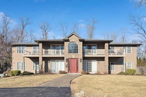 Tiny photo for 2997 3rd Street #200, Moline, IL 61265 (MLS # 12561391)