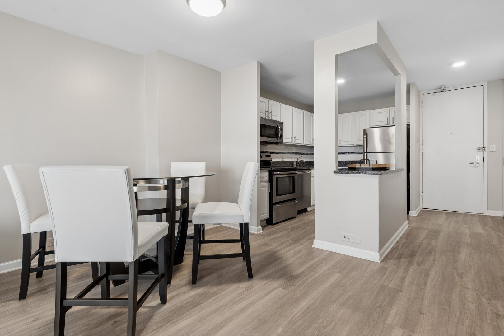 2020 N Lincoln Park West 9H