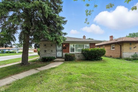 Tiny photo for 14301 Kenwood Avenue, Dolton, IL 60419 (MLS # 12513689)