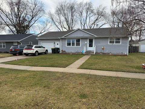 440 W James Way Cary IL 60013