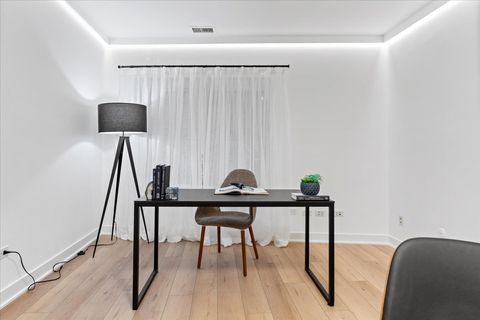 Tiny photo for 39 E Schiller Street #1E, Chicago, IL 60610 (MLS # 12617962)