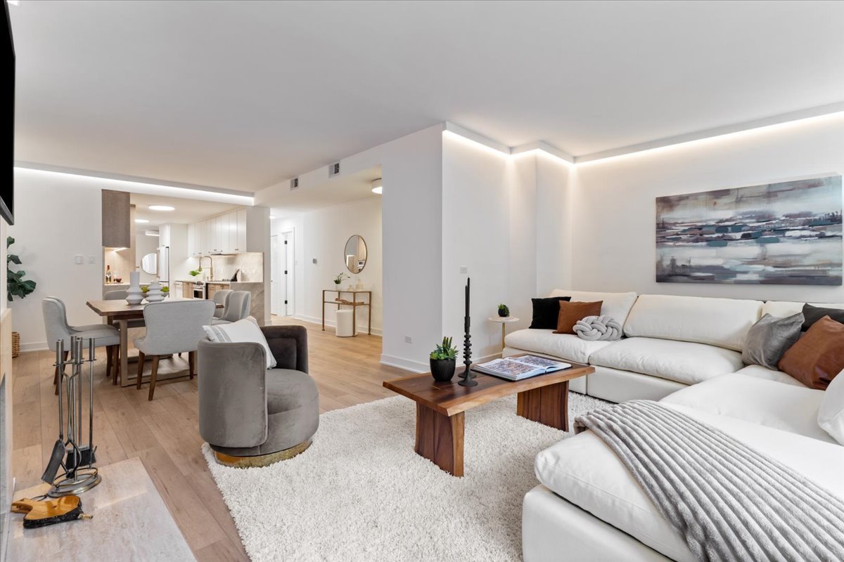 39 E Schiller Street 1E