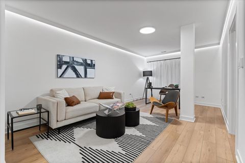 Tiny photo for 39 E Schiller Street #1E, Chicago, IL 60610 (MLS # 12617962)