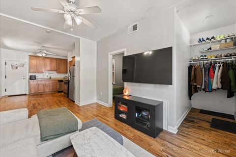 Tiny photo for 2233 W Shakespeare Avenue #1F, Chicago, IL 60647 (MLS # 12497488)