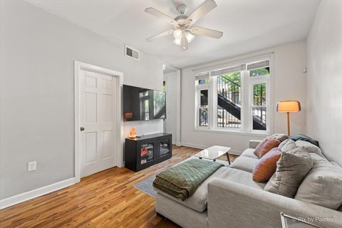 Tiny photo for 2233 W Shakespeare Avenue #1F, Chicago, IL 60647 (MLS # 12497488)