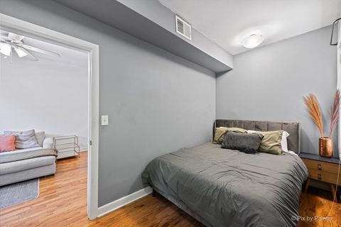 Tiny photo for 2233 W Shakespeare Avenue #1F, Chicago, IL 60647 (MLS # 12497488)