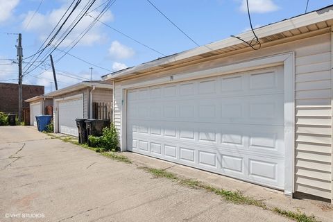 Tiny photo for 39 E 89th Street, Chicago, IL 60619 (MLS # 12444084)