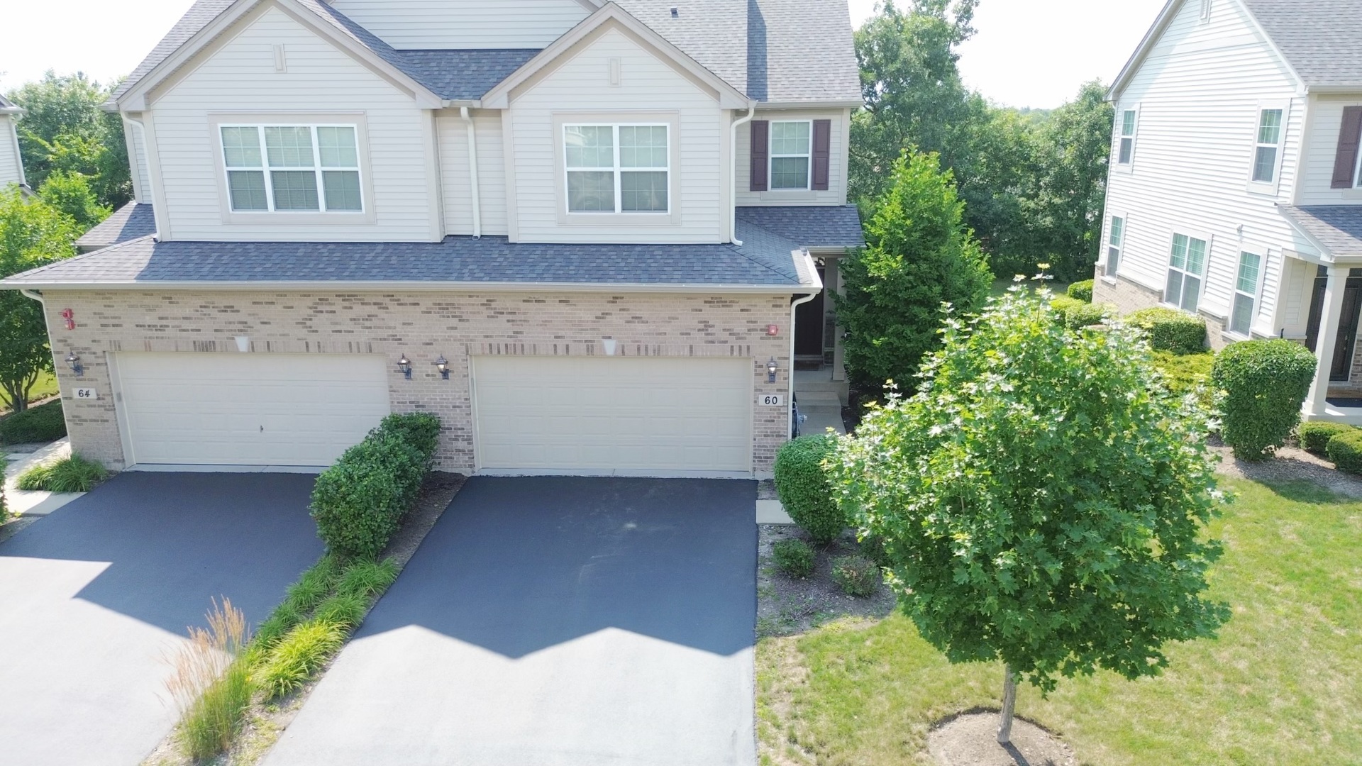 Photo 2 of 19 of 60 Oak Creek Court townhome