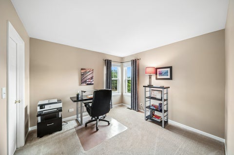 Tiny photo for 203 Tanglewood Drive, Glen Ellyn, IL 60137 (MLS # 12749063)