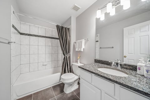 Tiny photo for 203 Tanglewood Drive, Glen Ellyn, IL 60137 (MLS # 12749063)