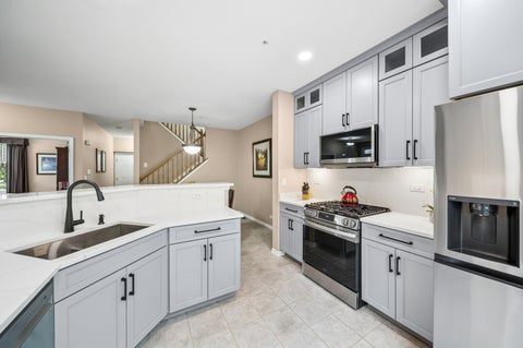 Tiny photo for 203 Tanglewood Drive, Glen Ellyn, IL 60137 (MLS # 12749063)