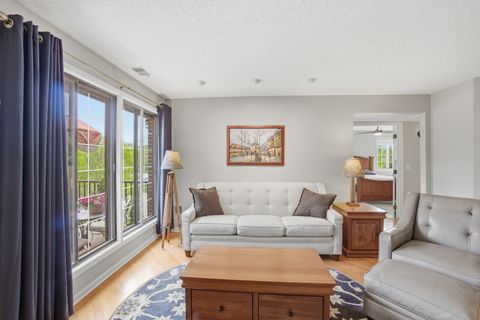 Tiny photo for 385 Duane Street #304, Glen Ellyn, IL 60137 (MLS # 12627322)