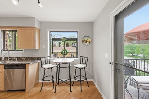 Tiny photo for 385 Duane Street #304, Glen Ellyn, IL 60137 (MLS # 12627322)