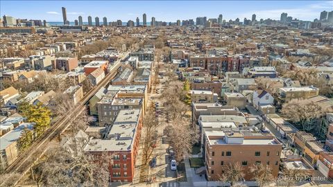 Tiny photo for 1448 W Roscoe Street #1E, Chicago, IL 60657 (MLS # 12582038)