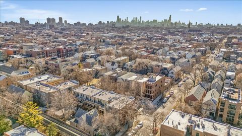 Tiny photo for 1448 W Roscoe Street #1E, Chicago, IL 60657 (MLS # 12582038)