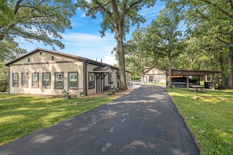 Tiny photo for 15100 W 159th Street, Homer Glen, IL 60491 (MLS # 12129839)