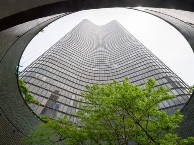 505 N Lake Shore Drive 5910-5911