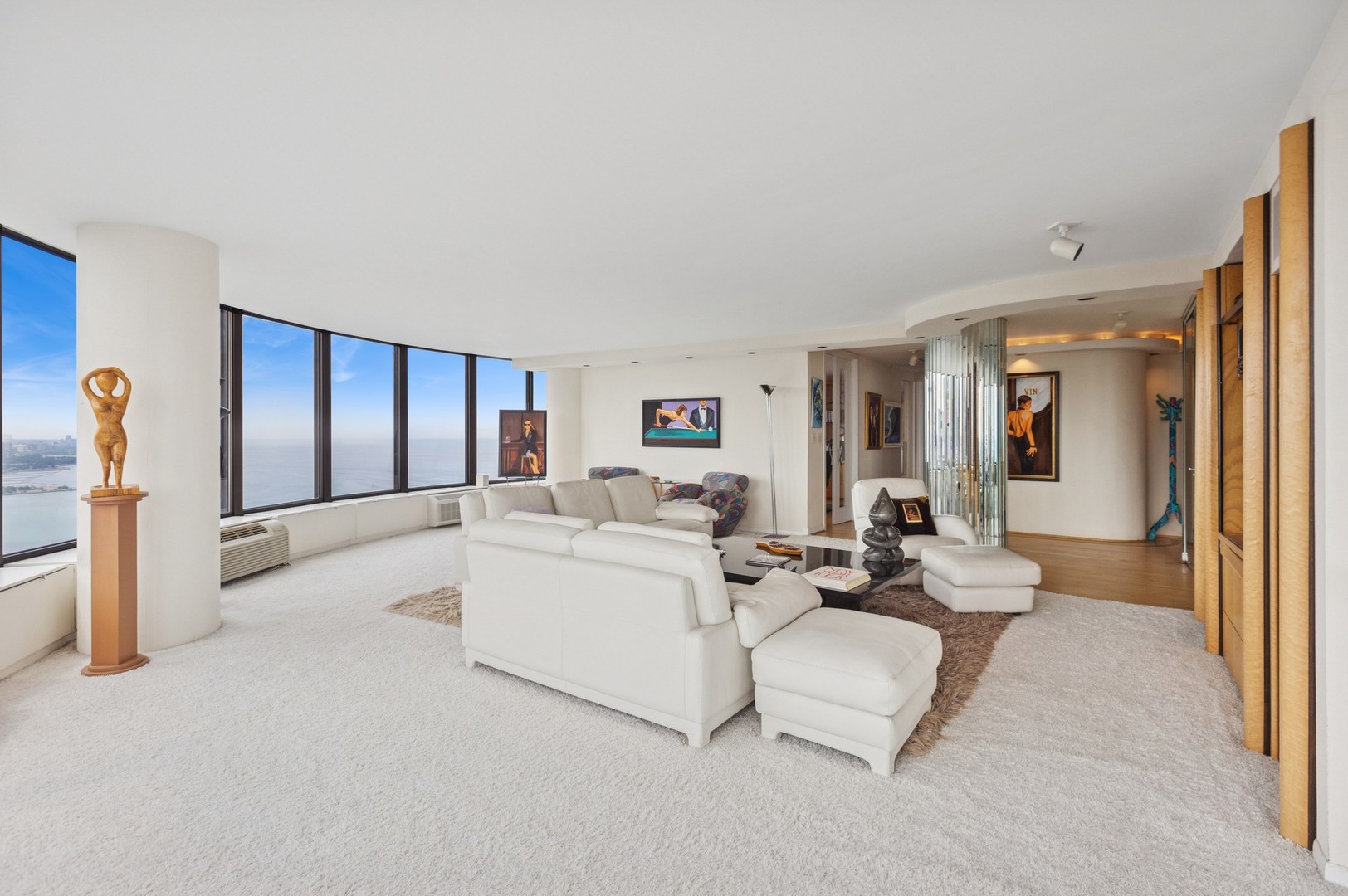 Chicago, Illinois 60611, United States, 4 Bedrooms Bedrooms, ,4 BathroomsBathrooms,Residential,Active,166044