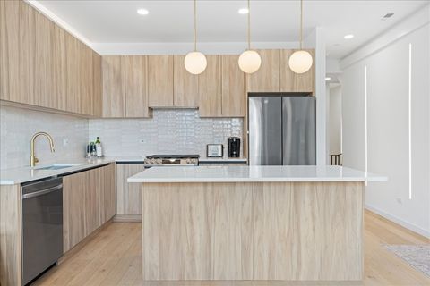 Tiny photo for 2611 W Haddon Avenue #2, Chicago, IL 60622 (MLS # 12611106)