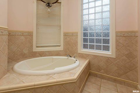 Tiny photo for 3115 W Striegel Road, Carbondale, IL 62901 (MLS # EB456934)