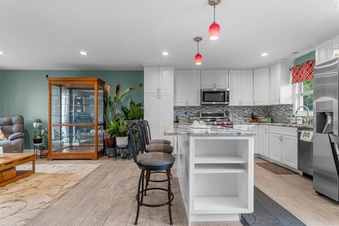 Tiny photo for 19727 Greenview Avenue, Mokena, IL 60448 (MLS # 12596837)