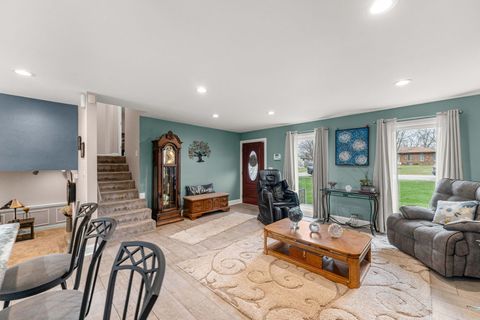 Tiny photo for 19727 Greenview Avenue, Mokena, IL 60448 (MLS # 12596837)