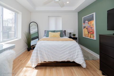 Tiny photo for 7100 N SIOUX Avenue, Chicago, IL 60646 (MLS # 12470314)