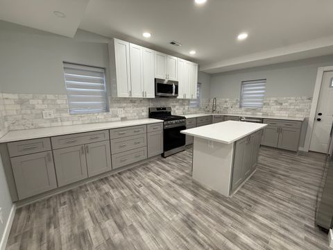 Tiny photo for 9727 Johanna Avenue, Franklin Park, IL 60131 (MLS # 12417702)