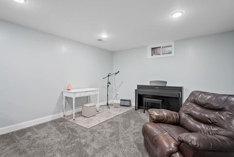 Tiny photo for 5619 BUCKHORN Lane, Davenport, IA 52802 (MLS # 12794653)