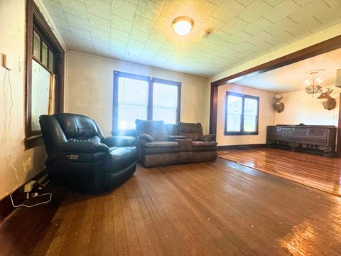 Tiny photo for 922 W Lafayette Street, Ottawa, IL 61350 (MLS # 12508947)