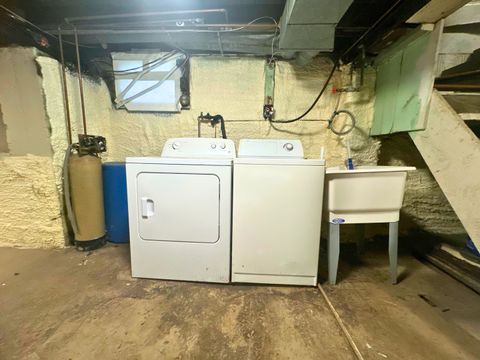 Tiny photo for 922 W Lafayette Street, Ottawa, IL 61350 (MLS # 12508947)