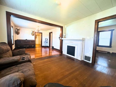 Tiny photo for 922 W Lafayette Street, Ottawa, IL 61350 (MLS # 12508947)