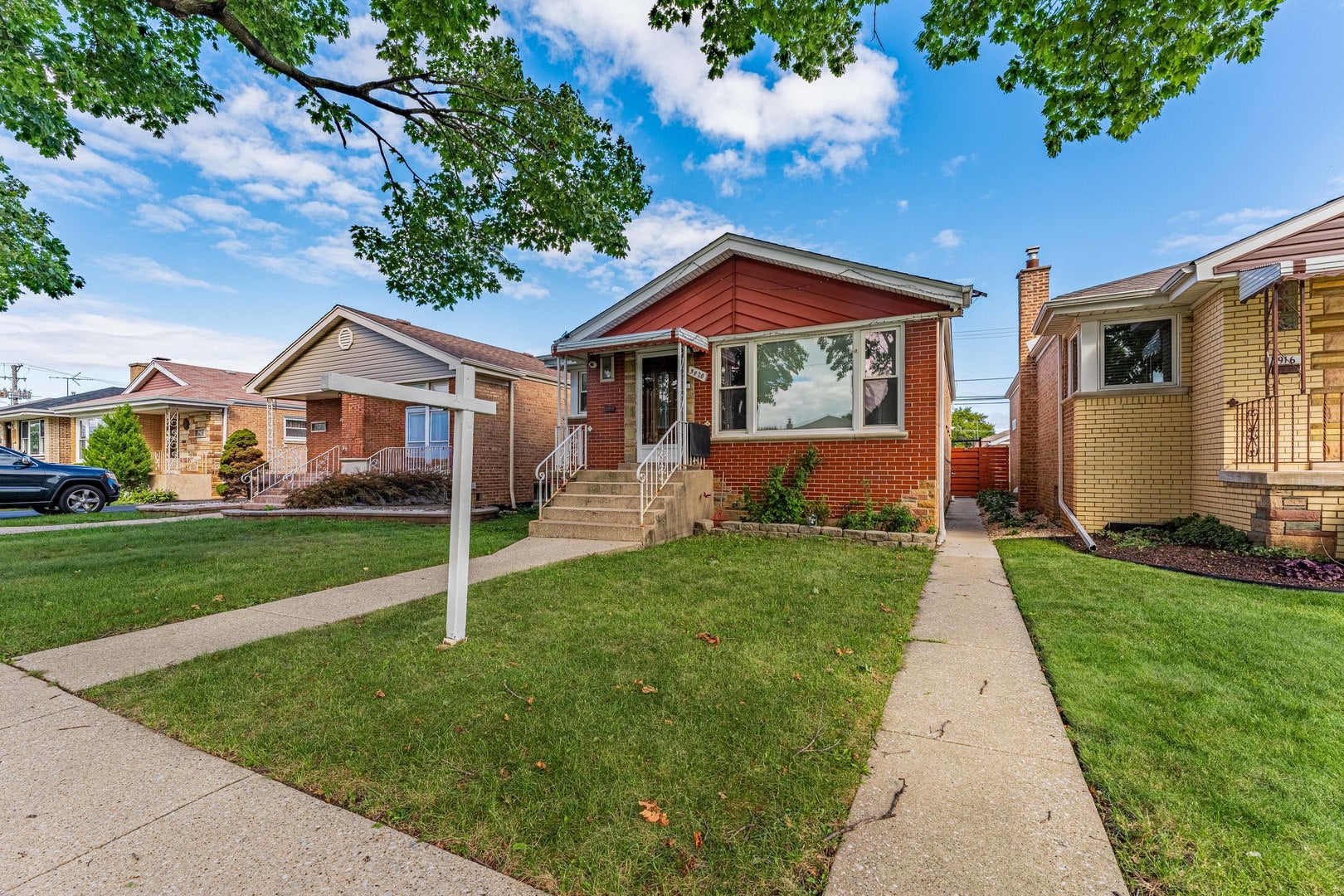 3920 W 84th Place