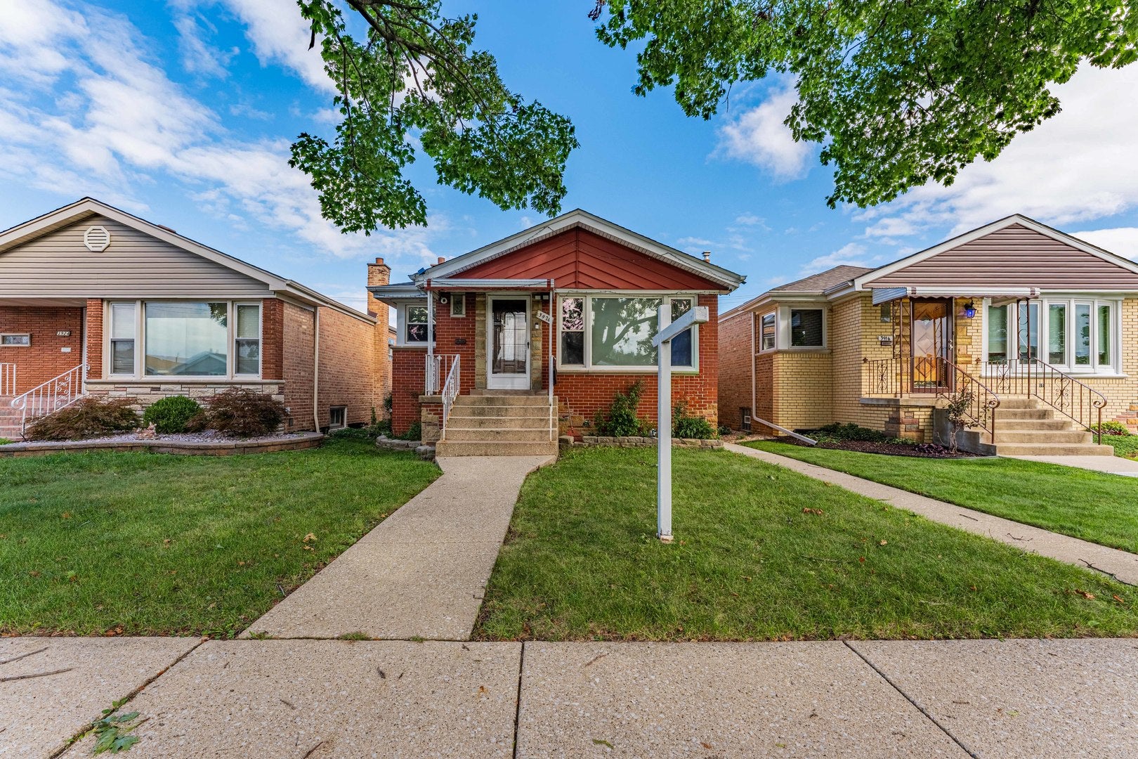 3920 W 84th Place