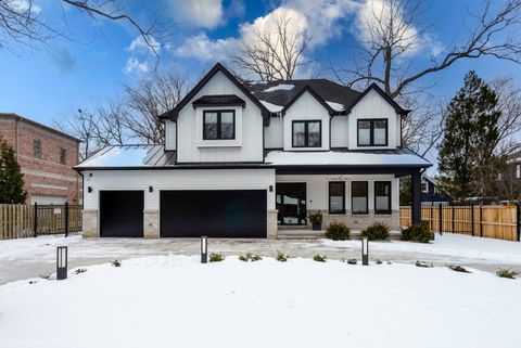 23388 N BIRCHWOOD Lane Deerfield IL 60015